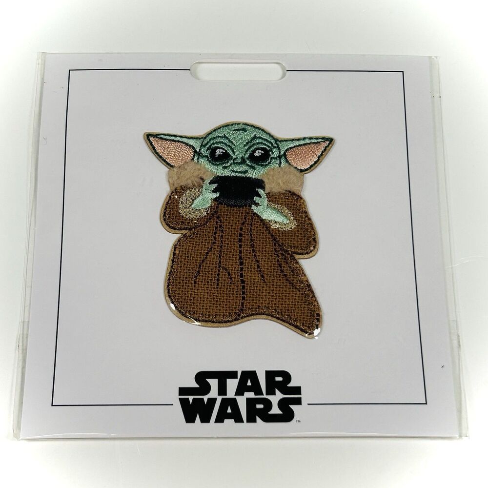 Disney Parks The Child Star Wars Baby Yoda Mandalorian Adhesive Patch - NEW